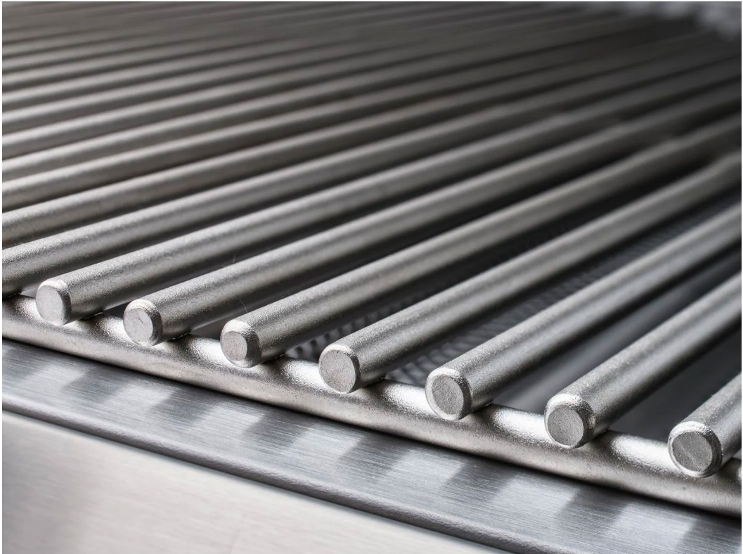 LBM 32-Inch 4-Burner Built-In Gas Grill