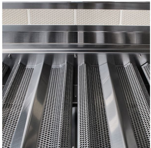 LTE+ 32-Inch 4-Burner Built-In Gas Grill