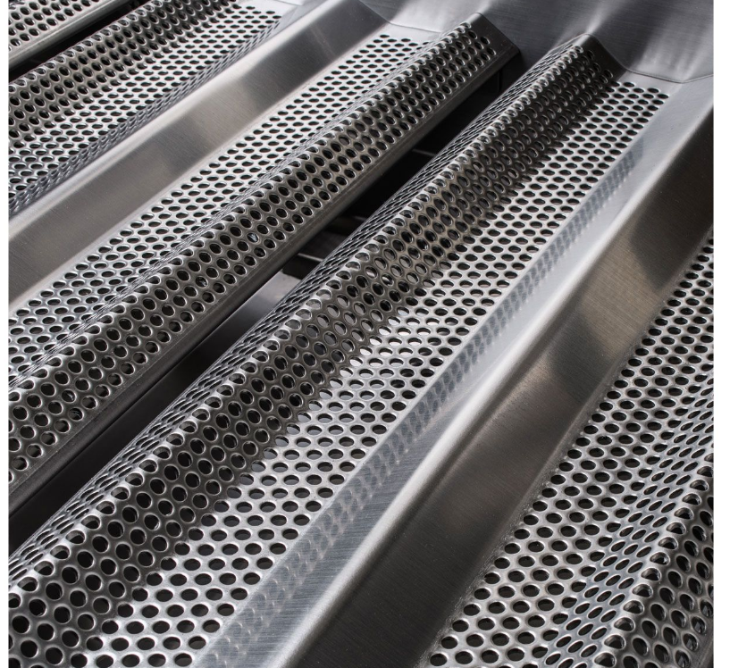 LTE+ Marine Grade 32-Inch 4-Burner Built-In Gas Grill